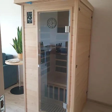 公寓 Garden By The With Air-con And Infrasauna *