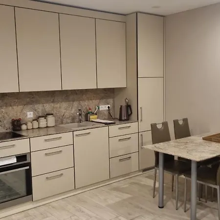 Garden By The With Air-con And Infrasauna Appartement