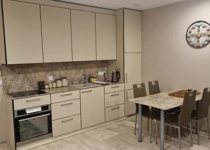 Garden By The With Air-con And Infrasauna Apartament